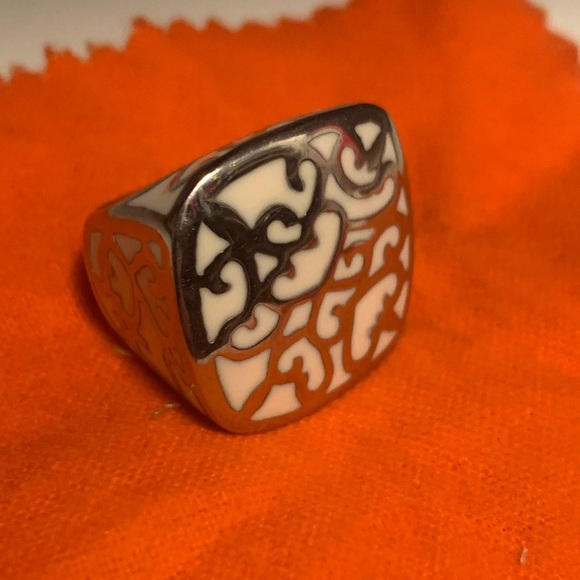 Jewelry - Silver Square Cocktail Ring